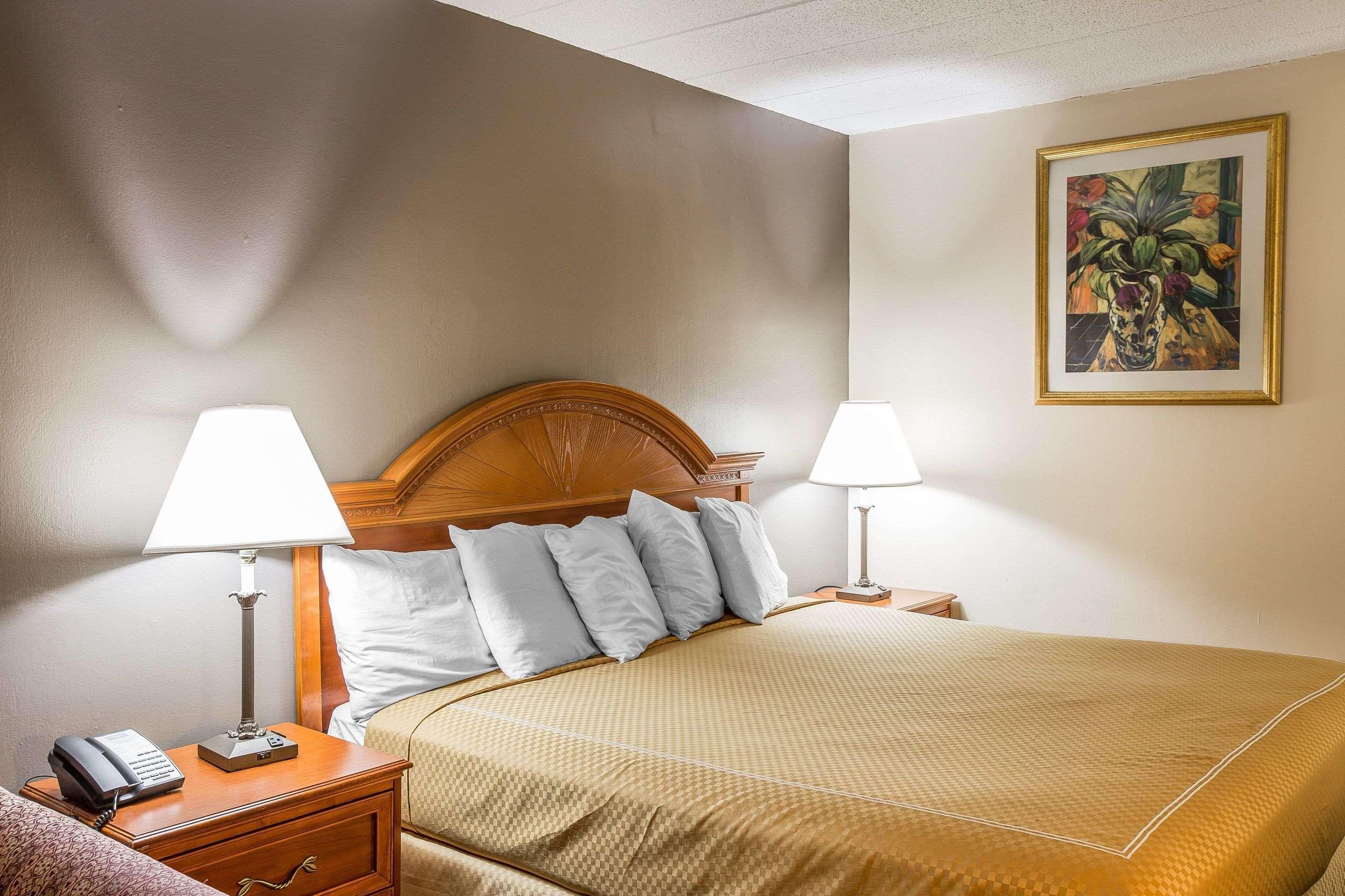 Rodeway Inn Anderson Extérieur photo