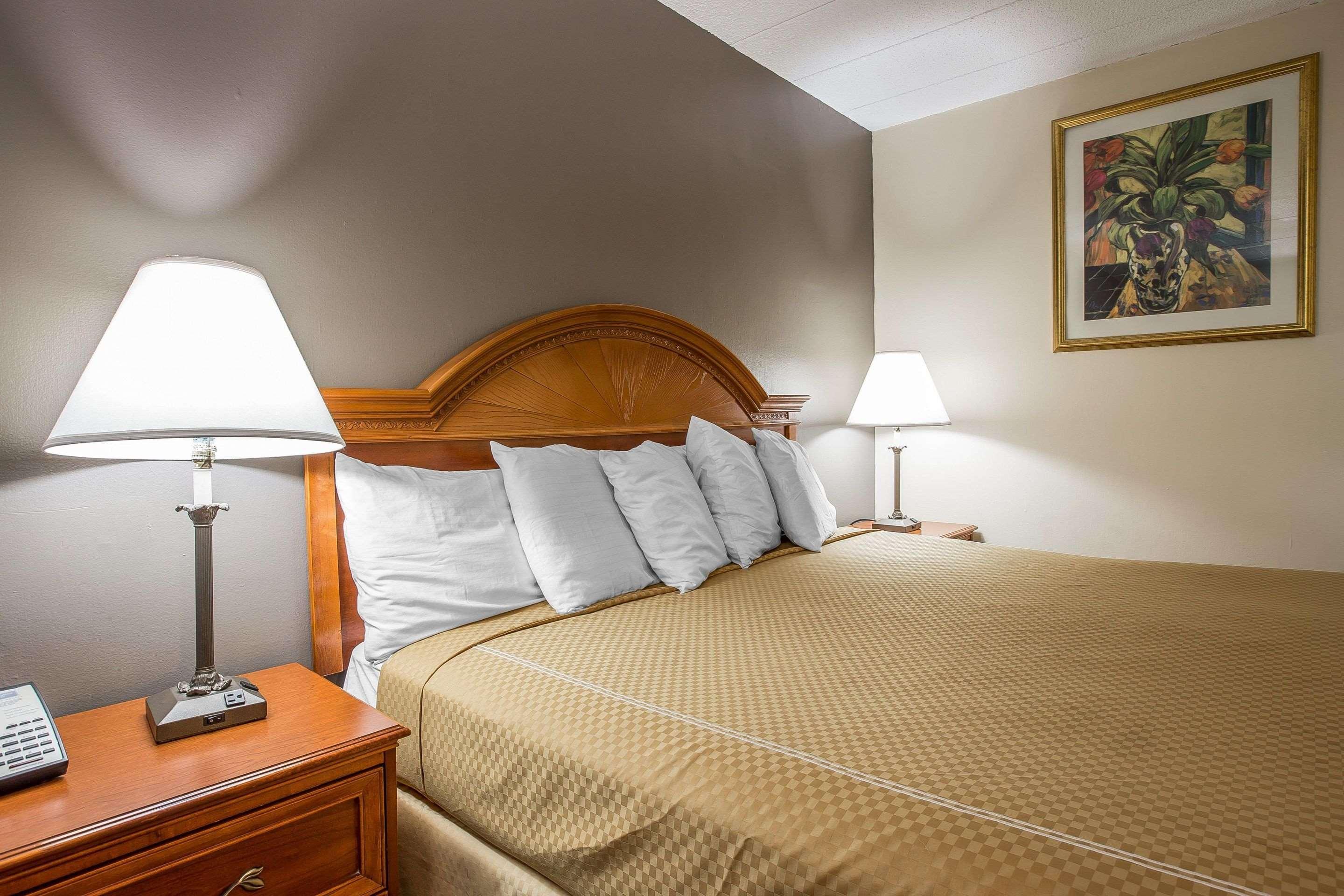 Rodeway Inn Anderson Extérieur photo