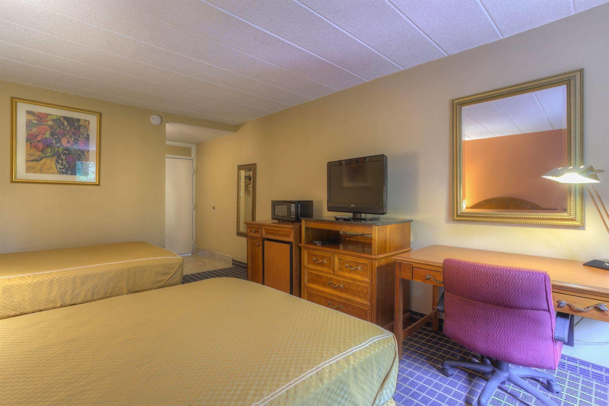 Rodeway Inn Anderson Extérieur photo
